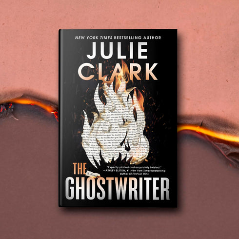THE GHOSTWRITER - CLARK. JULIE
